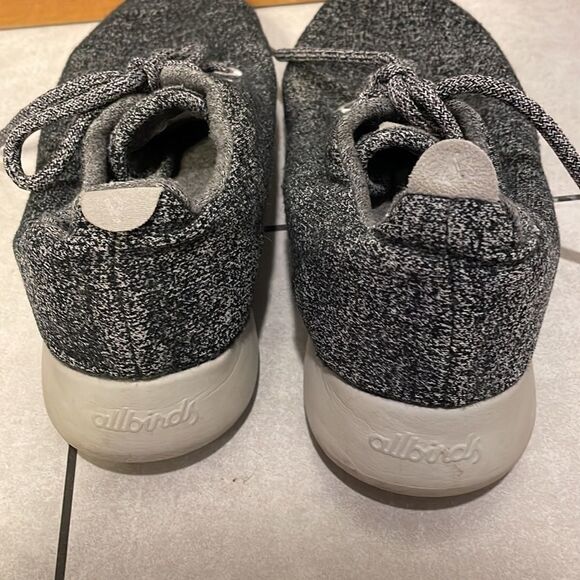 Allbirds woman’s grey specked wool runners - Picture 3 of 10